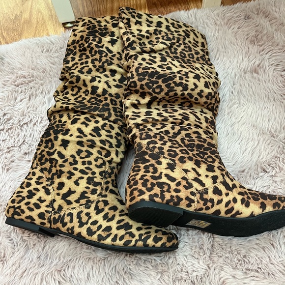 Animal print boots - Picture 5 of 5